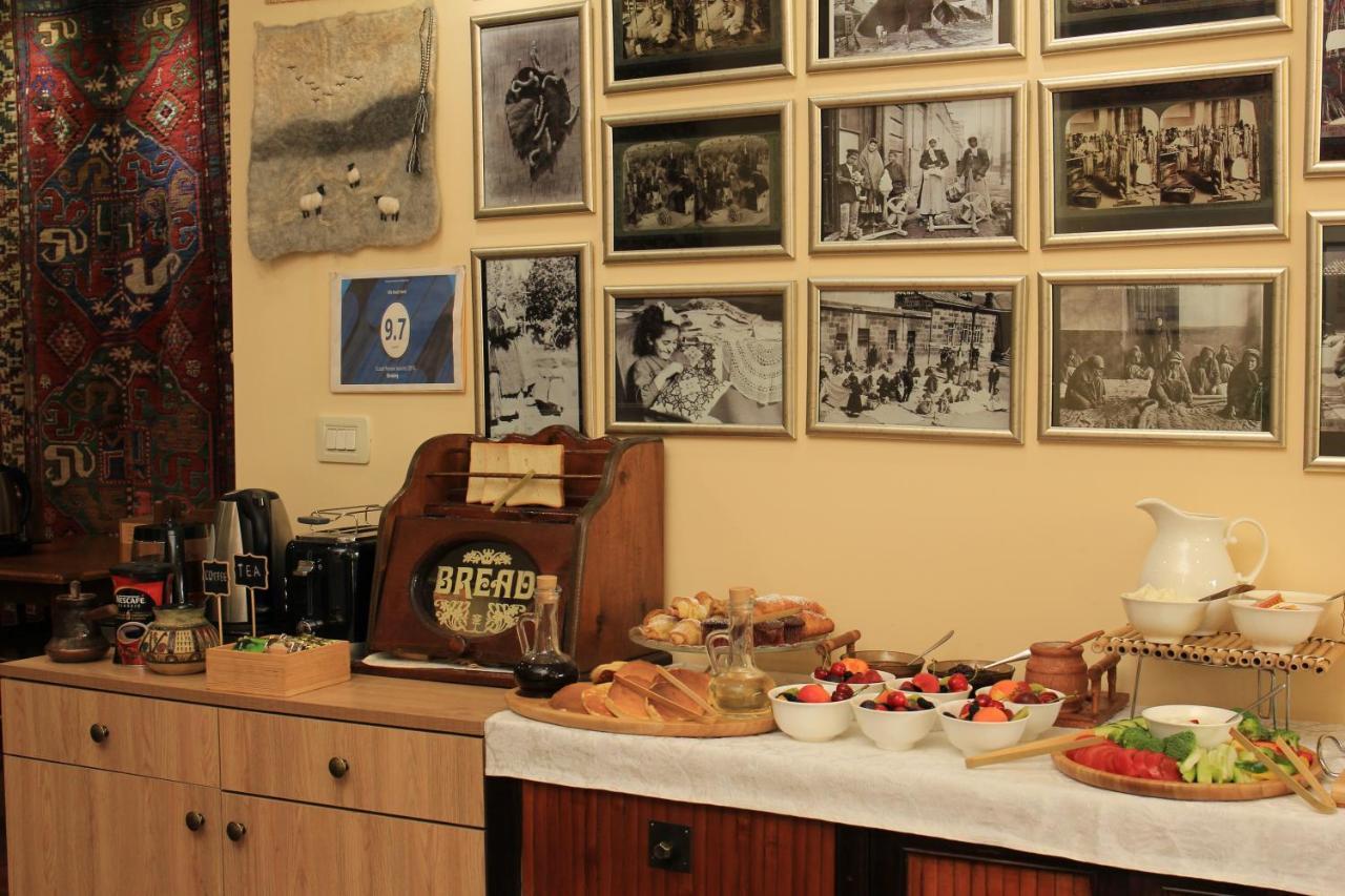 Silk Road Hotel Yerevan Bagian luar foto