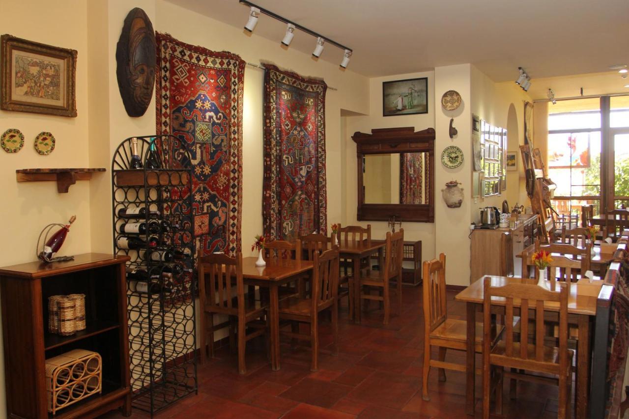 Silk Road Hotel Yerevan Bagian luar foto