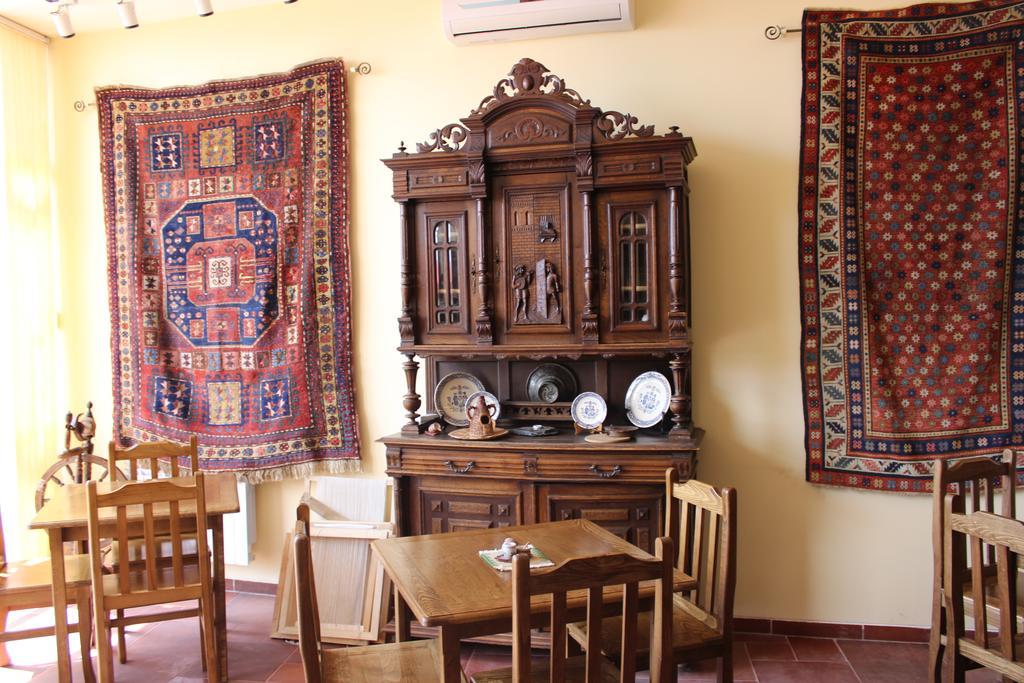 Silk Road Hotel Yerevan Bagian luar foto