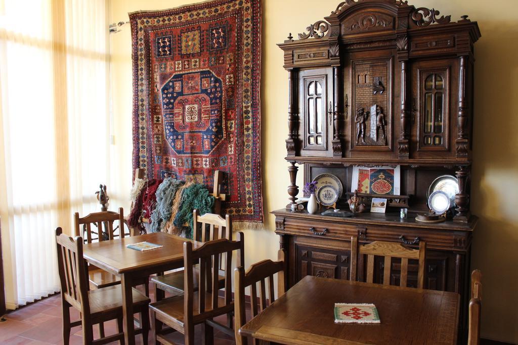 Silk Road Hotel Yerevan Bagian luar foto