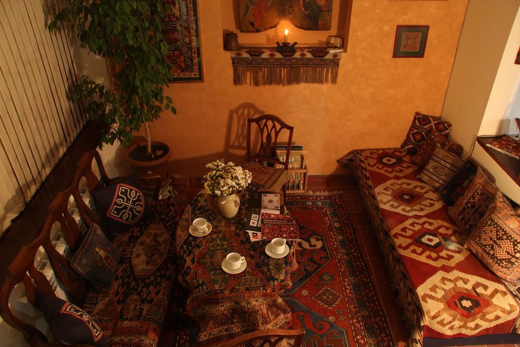 Silk Road Hotel Yerevan Bagian luar foto